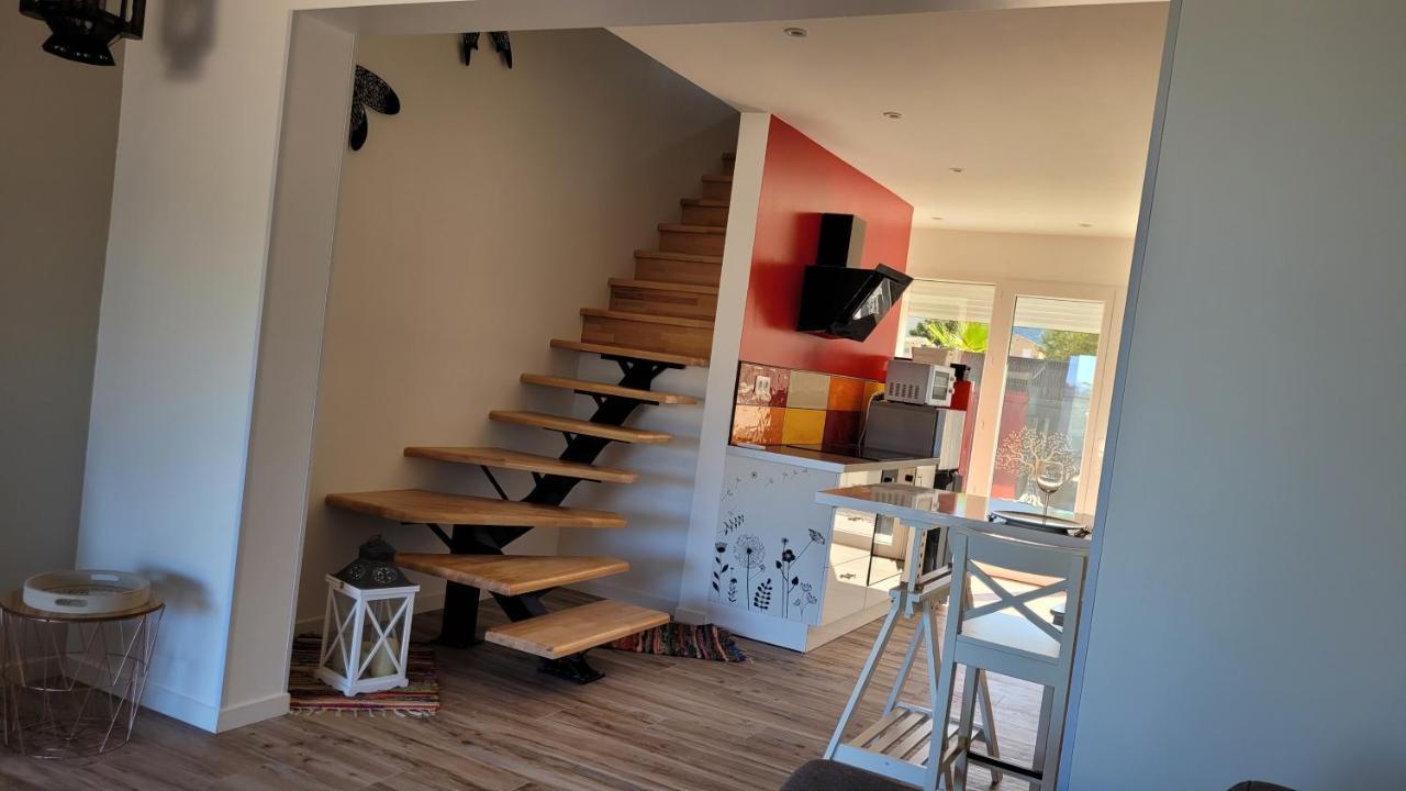 Gîte Du Soleil Maison lumineuse avec terrasse solarium parking privé Sorède Esterno foto